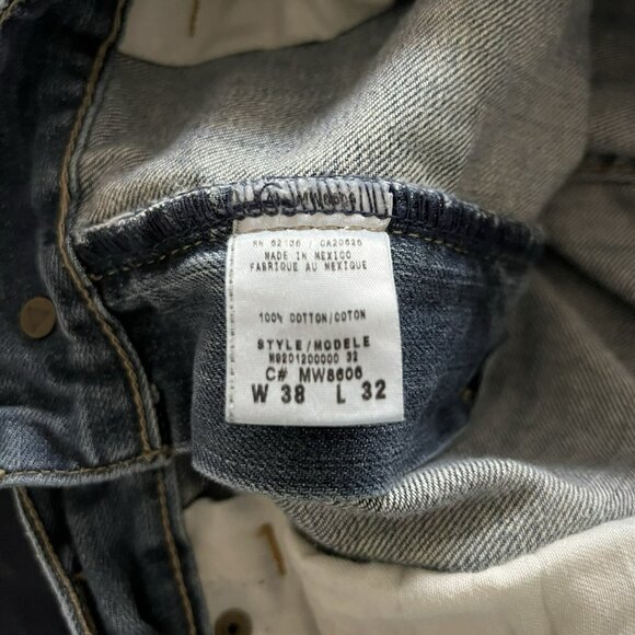 Guess Desmond Relaxed Straight Distressed Faded Jeans Men’s Size 38 x 32 - Picture 3 of 6